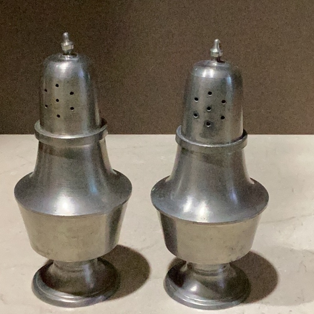 Woodbury Pewterers 1960s Vintage Pewter Salt and Pepper Shakers